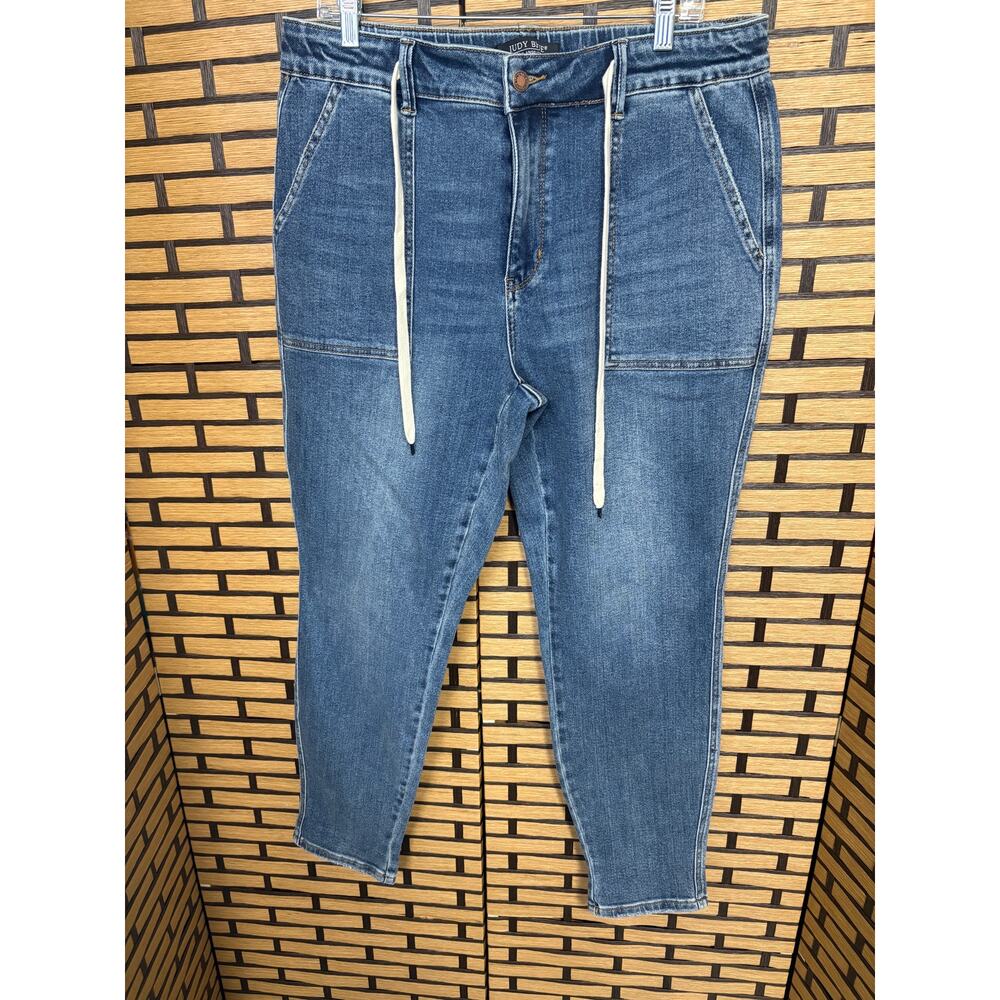 Judy Blue Jogger Pull on Jeans Size‎ 15/32